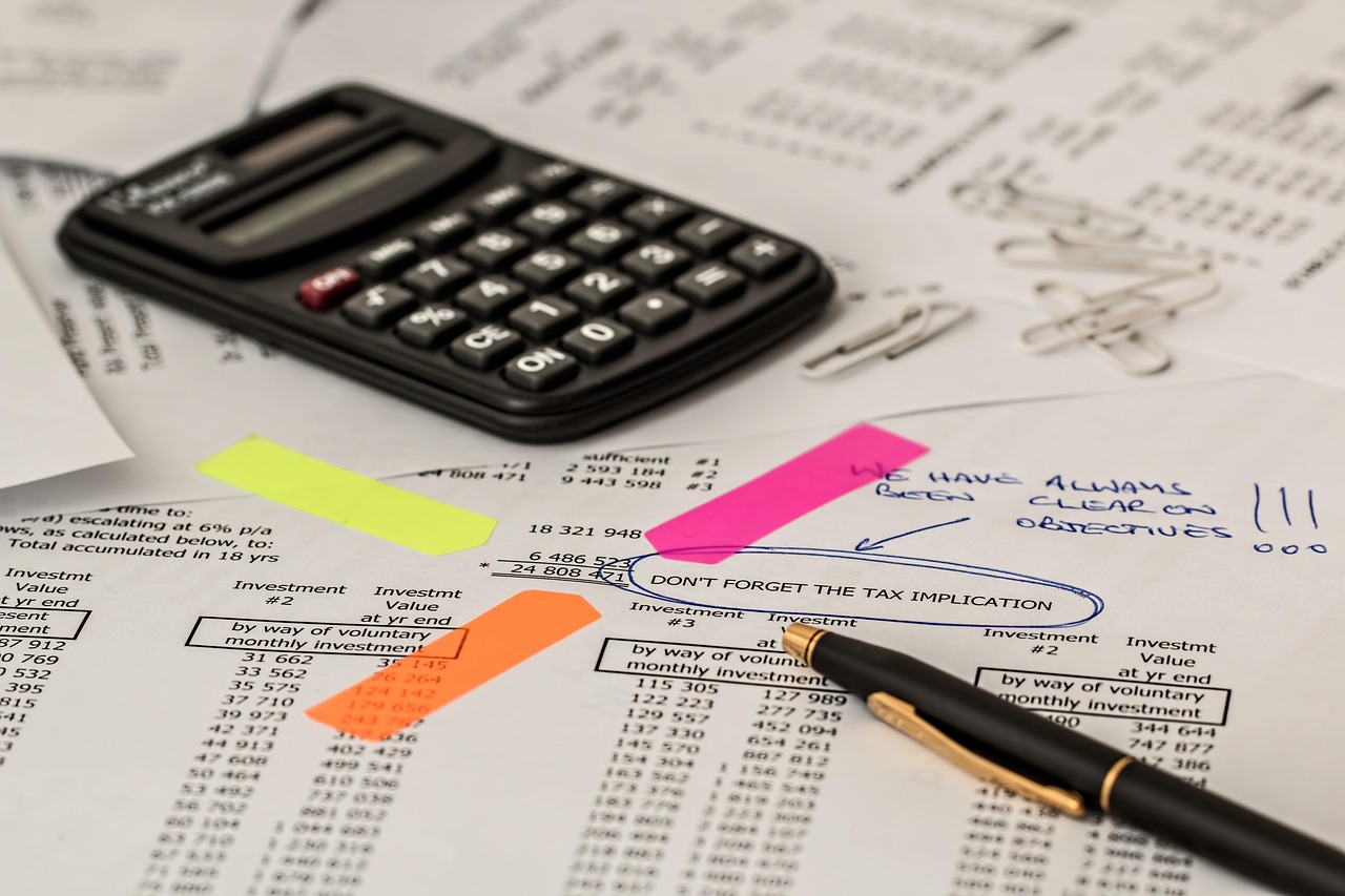 Accountant vs bookkeeper professional services comparison